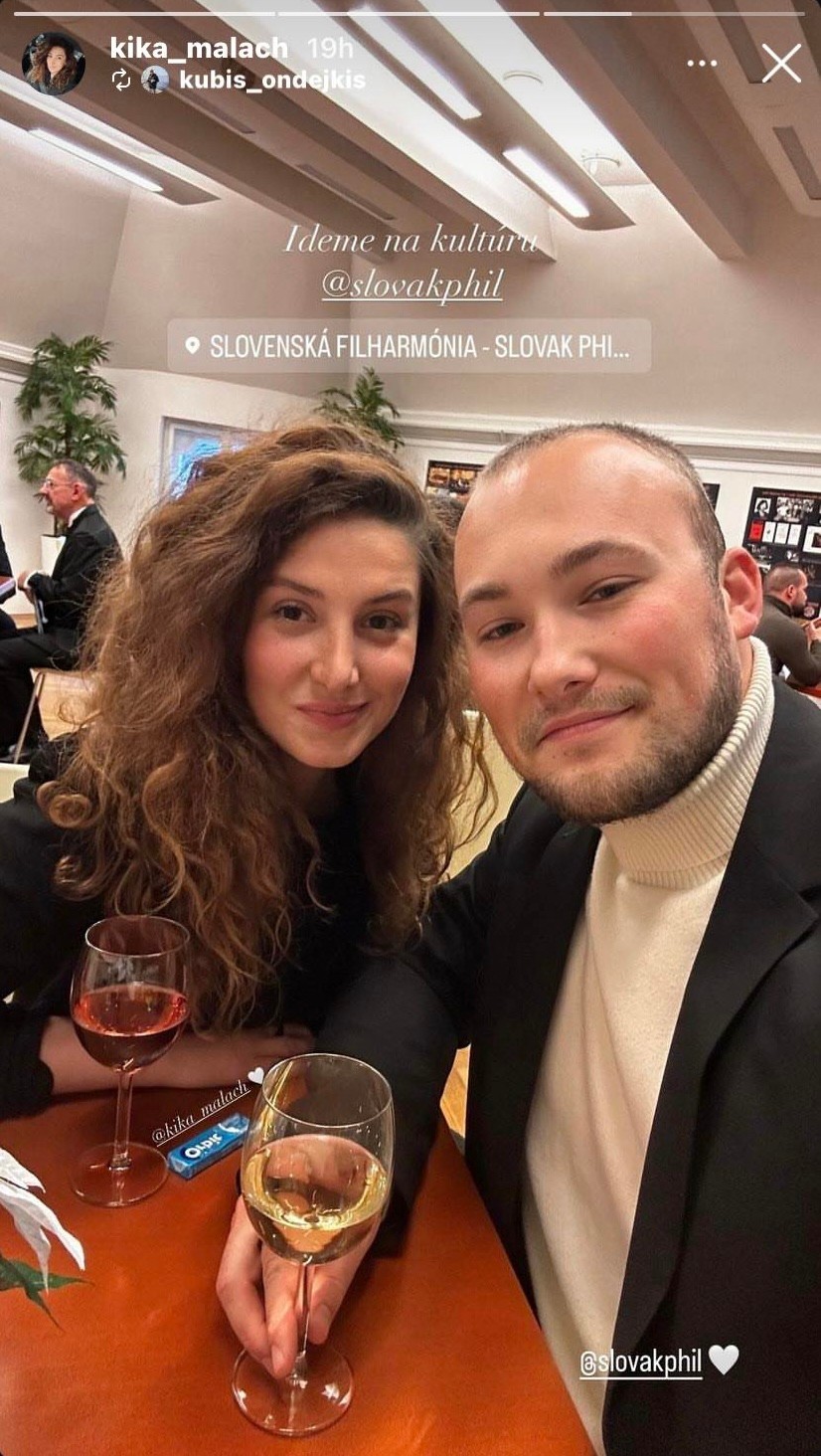 Kristína Malachovská s partnerom Jakubom užila príjemný večer.