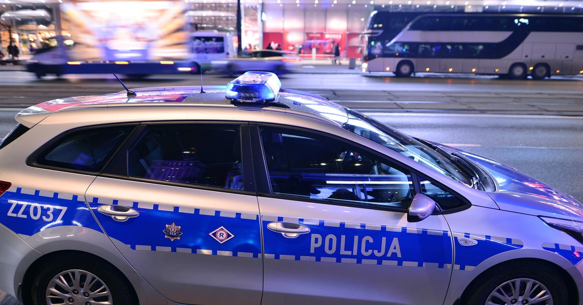 Miasto nie może przekazać radiowozu policji