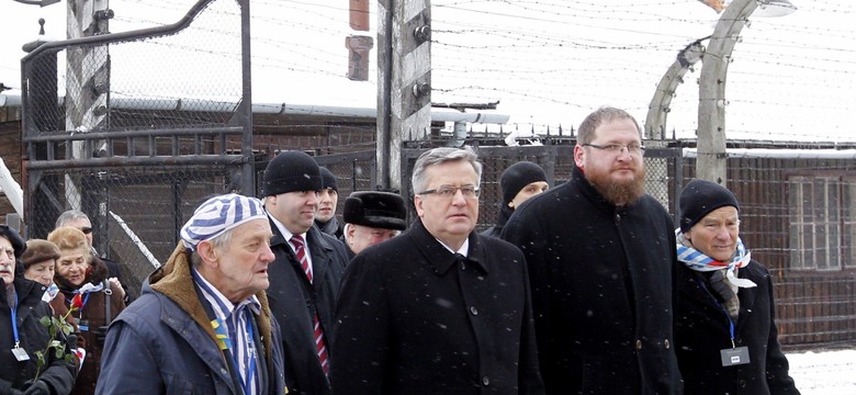 Bronią dyrektora Muzeum Auschwitz. "Zapraszani byli ocaleni więźniowie"