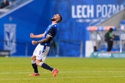 Lech nie był gościnny. Podbeskidzie do domu wraca z bagażem czterech goli [WYNIKI i TABELA]