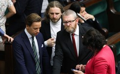 Konfederacja może być języczkiem u wagi w przyszłym Sejmie. To może ją dopiero pogrążyć