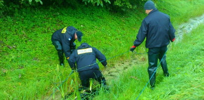 Szaleniec rzucił się na policjanta i zabrał mu broń! Groza pod Bolesławcem