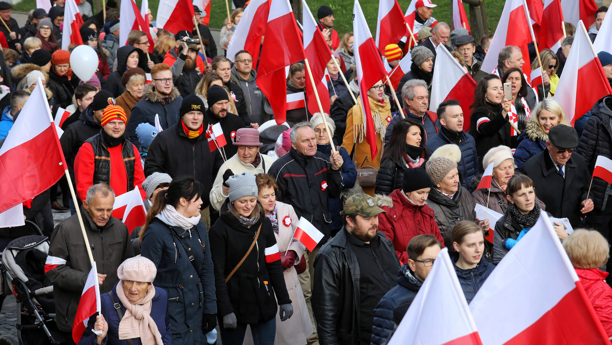 Białystok: odsłonięcie muralu "Selfie Niepodległości"