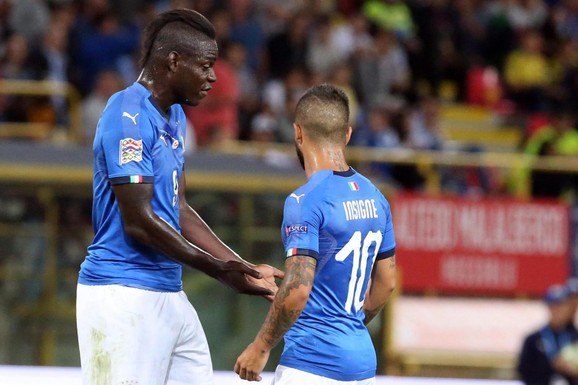 Mario Baloteli i Lorenco Insinje