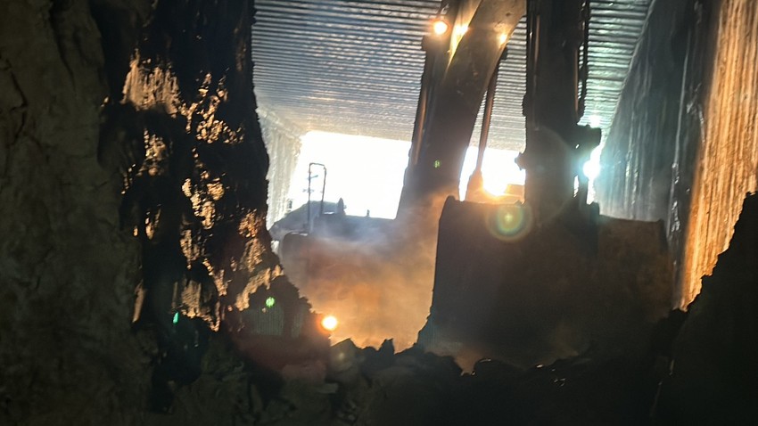 Probijen tunel " Beli potok"