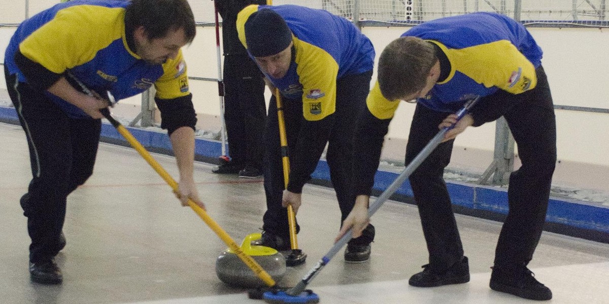 Polska Liga Curlingu: trzy drużyny na przedzie - Curling