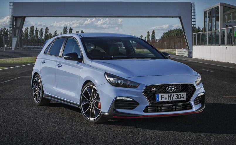 Hyundai i30 N pokonał 10 tys. km podczas jazd próbnych na torze Nurburgring