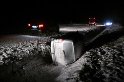 Paraliż na S7. Śnieżyca sparaliżowała ruch, setki aut utknęły