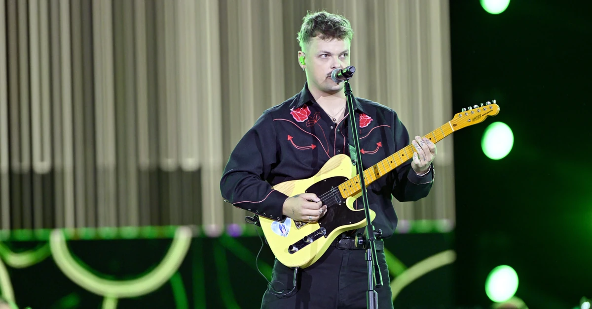 "Chcesz to leć" - Błażej Król w nowym singlu "sam o sobie" [WIDEO]