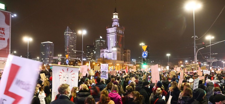 Trzaskowski: Niech rządzący się cofną, to absolutny warunek