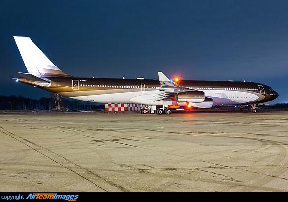 Airbus A340-313