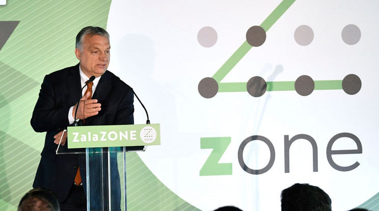 Orbán Viktor a zalai tesztpályán / Fotó: MTI/Szigetváry Zsolt