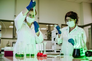 Jakość wpisana w DNA – CDMO 4.0