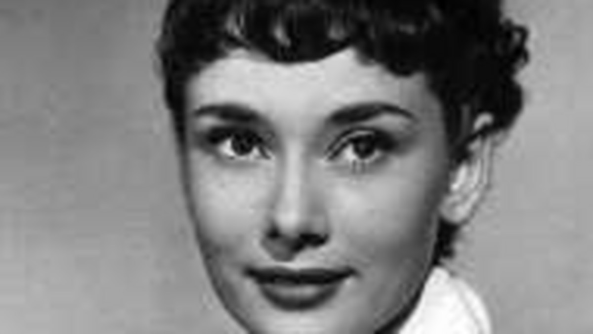 Audrey Hepburn została okrzyknięta najpiękniejszą kobietą wszech czasów.