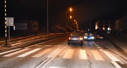 Wypadek drogowy w Łęgowie. 26-latek potrącił pieszą na przejściu