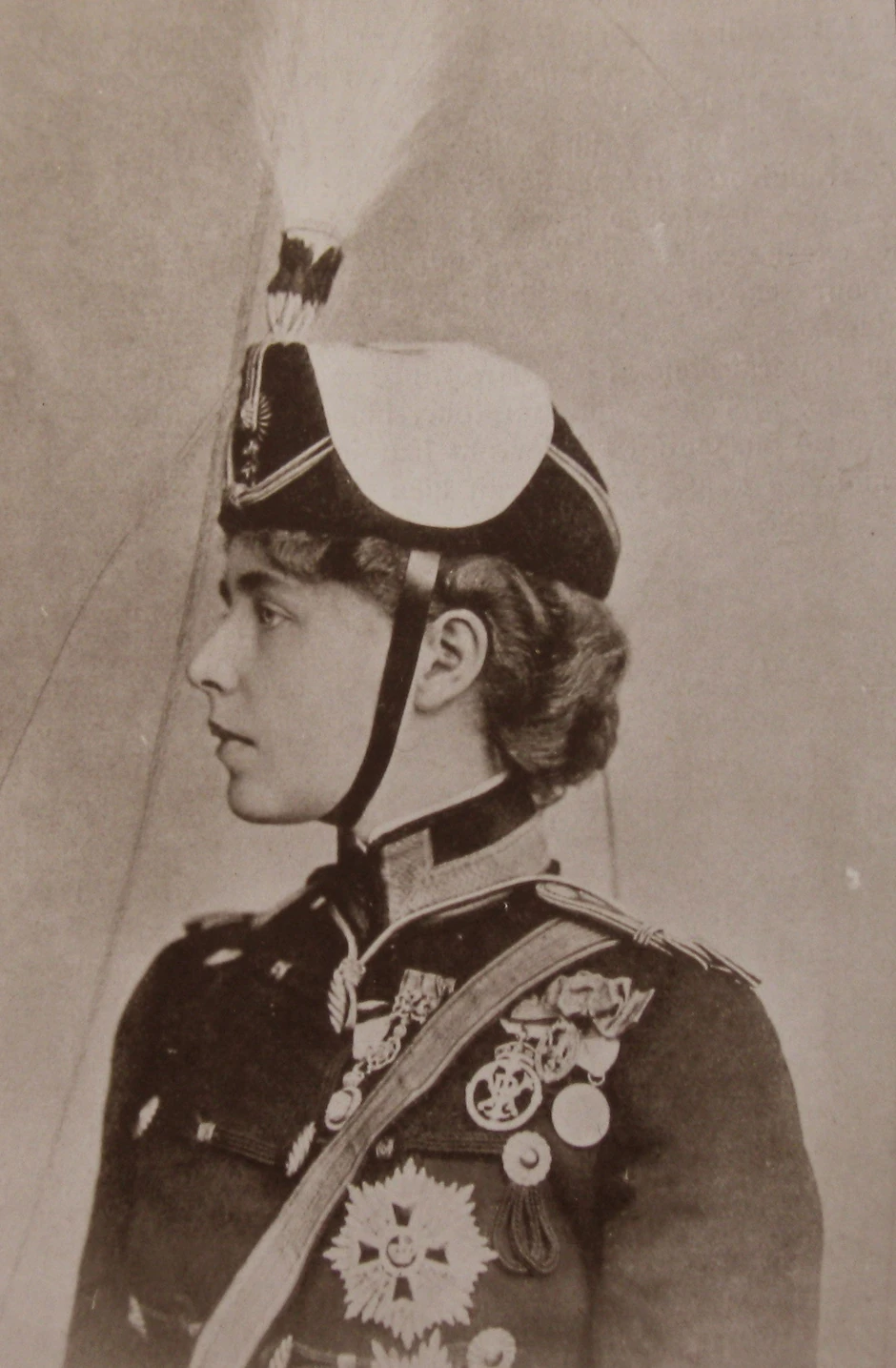 Princeza Marija, buduća kraljica Jugoslavije, u uniformi rumunske vojske