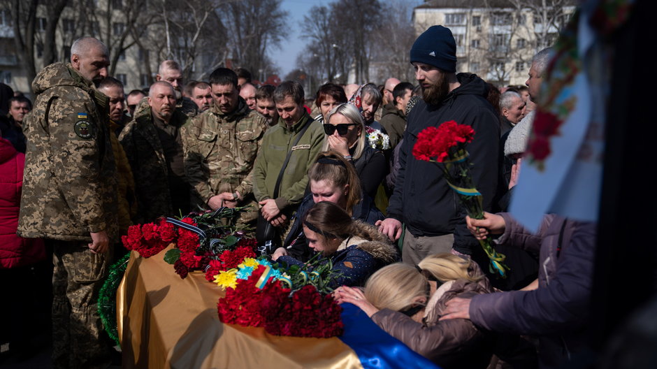 Pogrzeb jednego z ukraińskich żołnierzy w Połtawie