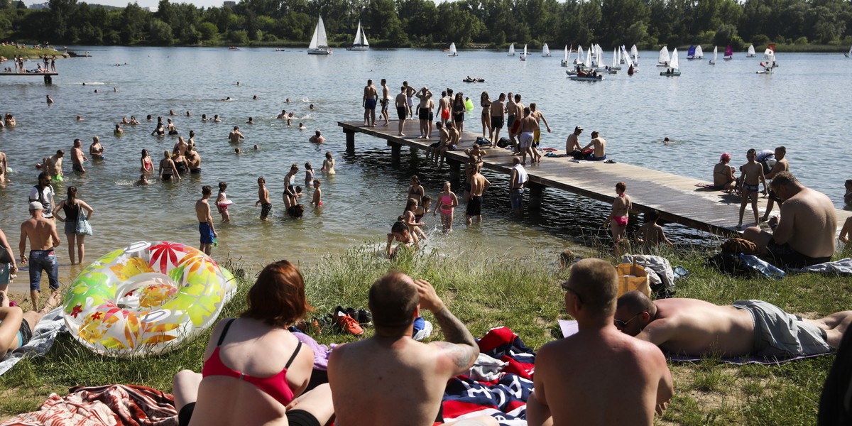 Brakuje nam informacji o osobach zdezaktywizowanych zawodowo, które poznamy dopiero za kilka miesięcy - przekonywał na konferencji  Polskiego Instytutu Ekonomicznego Paweł Borys, szef Polskiego Funduszu Rozwoju 