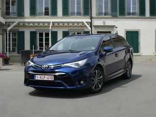 Nowa Toyota Avensis - jest to raczej kolejna generacja tego modelu.