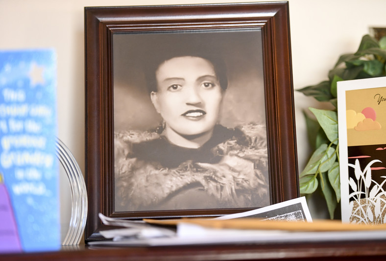  Henrietta Lacks 