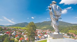 Łatwo uznać, że Słowacja to sielanka z elementami kabaretu. Ale to kraj z kłopotami