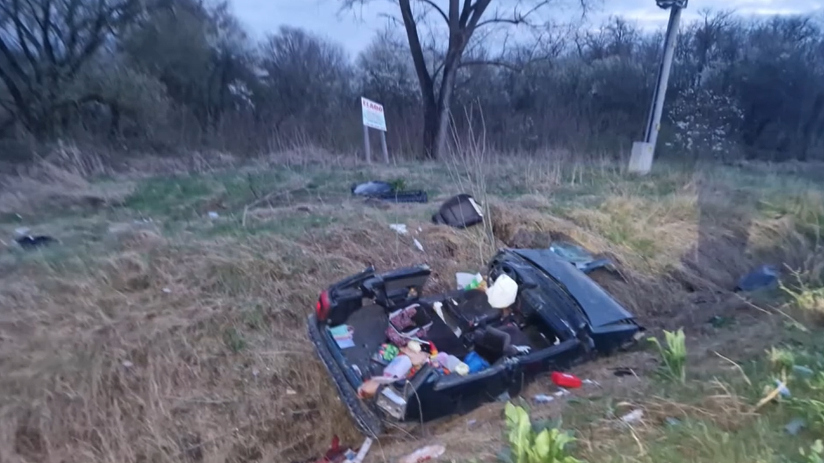 Sztrókot kapott egy nő vezetés közben Sóskúton, az árokban végezte – videó