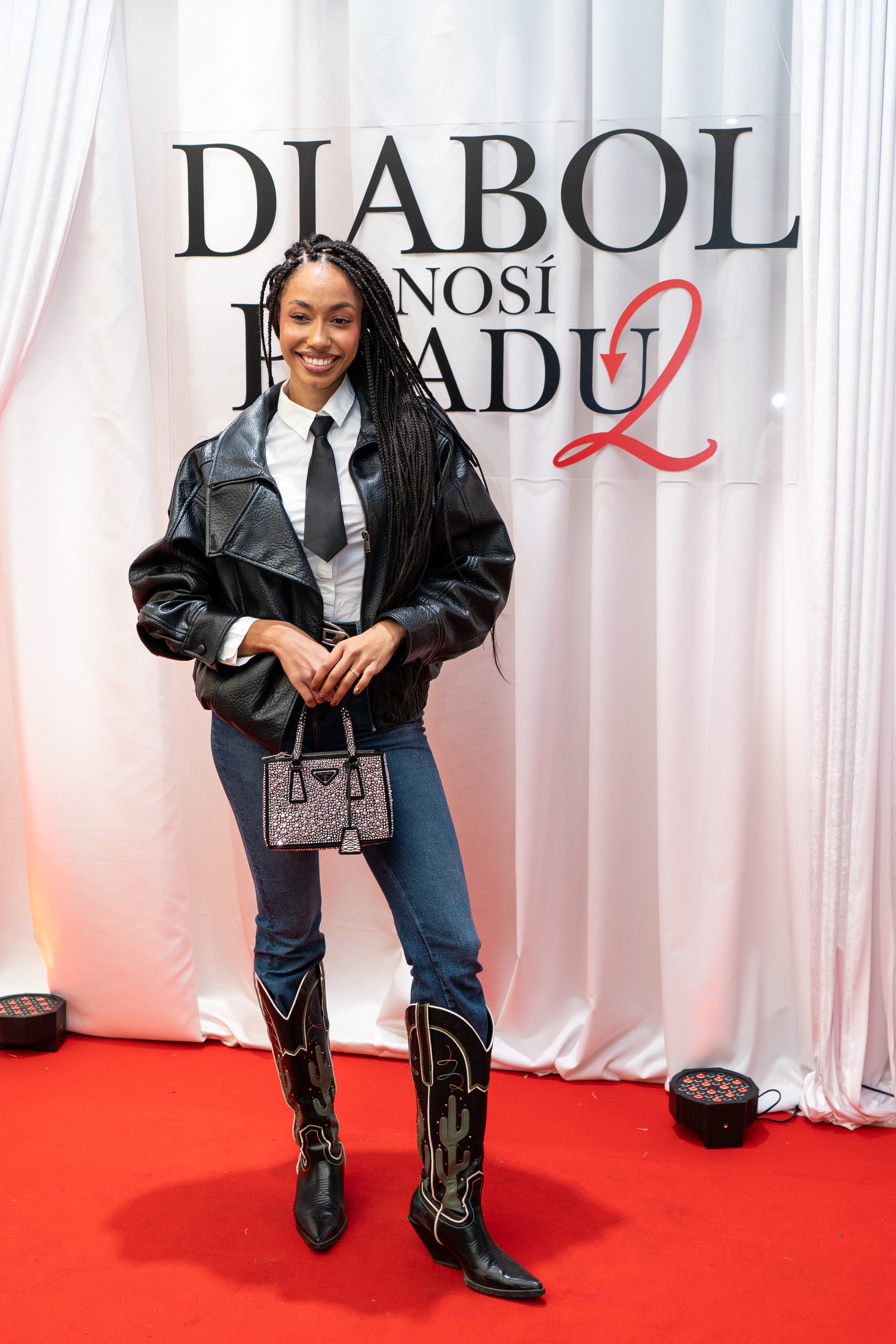Viktoria Aicha Niang na premiére filmu Diabol nosí Pradu 2.