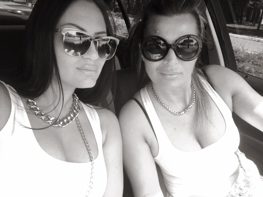 Snežana Nikolić i Anja Nikolić