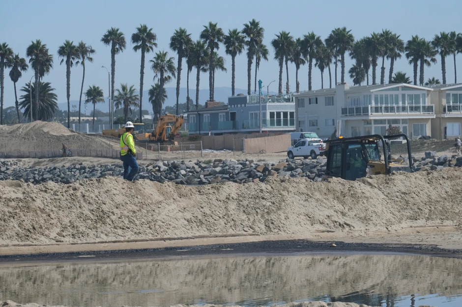 Naftna mrlja kod južne obale Kalifornije