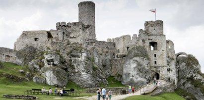 Wakacje z duchami. W tych zamkach straszy