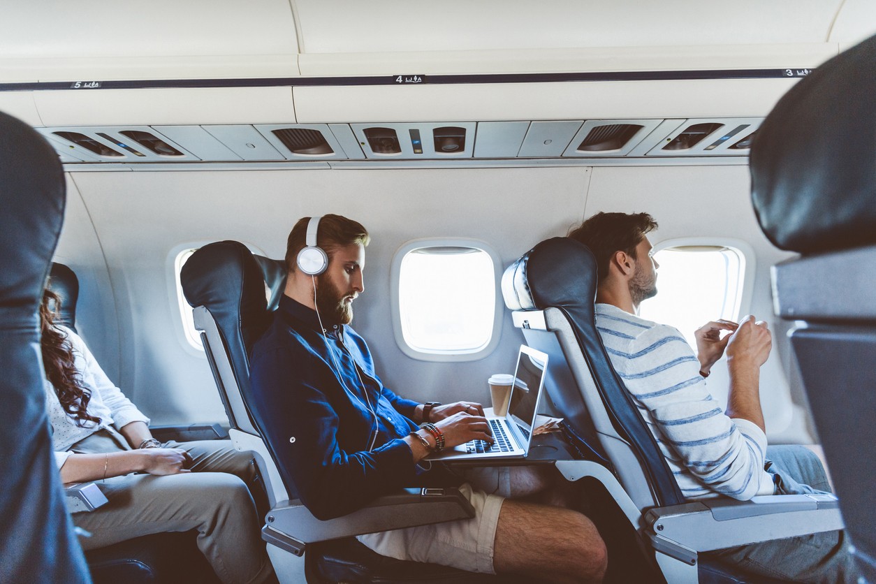 Cum ar trebui să te comporti în avion? (Fotografie ilustrată)