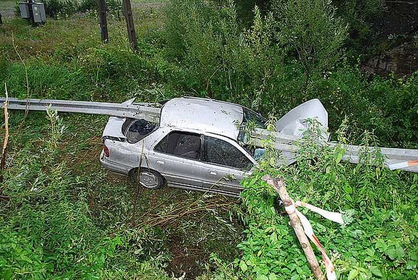 Wbił się w barierę jak Kubica