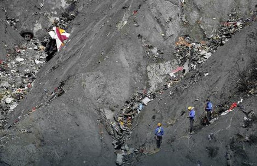 Andreas je avion namerno srušio u Alpe