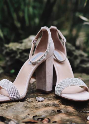 Jakie buty wybrać na letnie wesele? Najmodniejsze obuwie z wyprzedaży |  Ofeminin