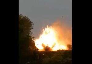 Uništena ruska samohodna haubica 2S5 "gjacint-S"