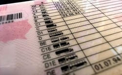 Każdy kierowca będzie musiał wymienić prawo jazdy. Decyduje rubryka nr 11