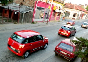 264734_fiat-500-l-na-voznji-u-kosovskoj-ulici-u-kragujevcu-2