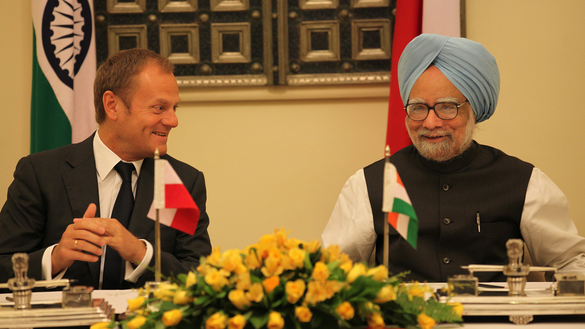 Premier Donald Tusk, który wraz z małżonką Małgorzatą złożył trzydniową wizytę w Indiach, jest zadowolony z efektów rozmów z indyjskimi politykami. W ostatnim dniu wizyty szef polskiego rządu zwiedził w środę grobowiec Tadż Mahal.