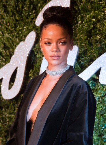 Rihanna na British Fashion Awards 2014