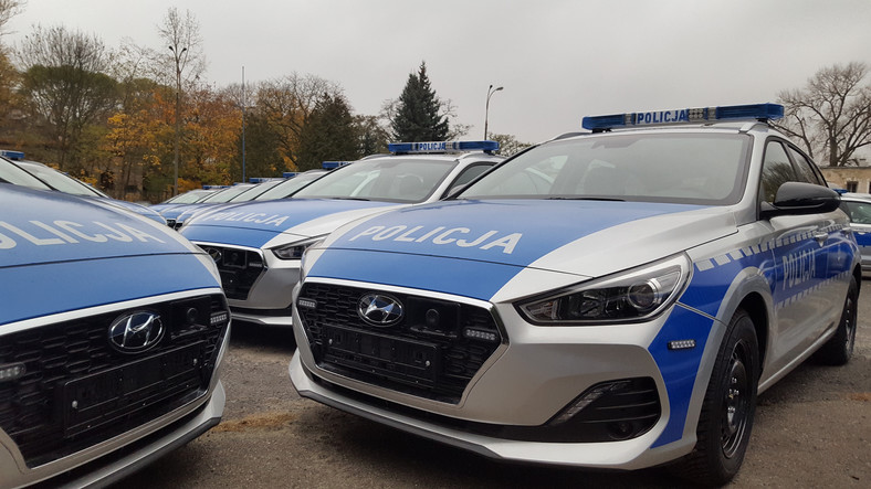 Nowe radiowozy dla policji