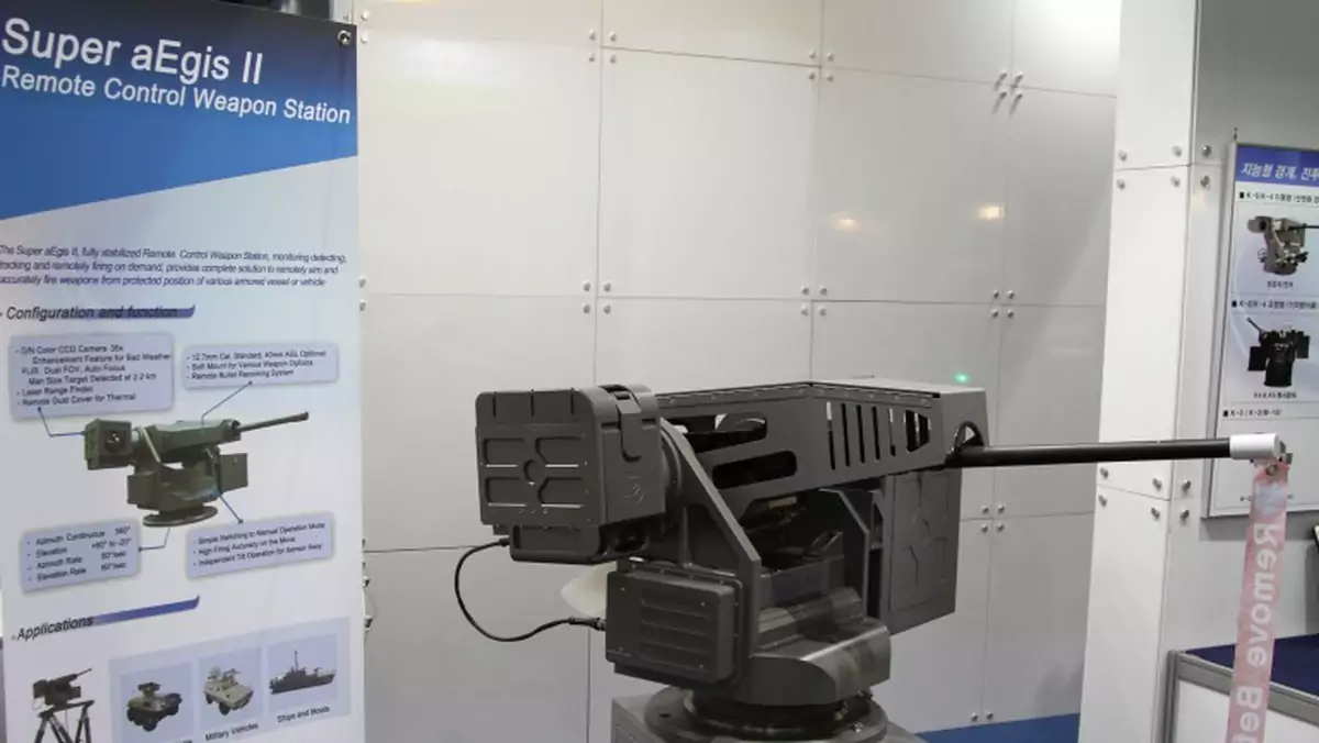 korea-dodamm-super-aegis-autonomos-robot-gun-turret