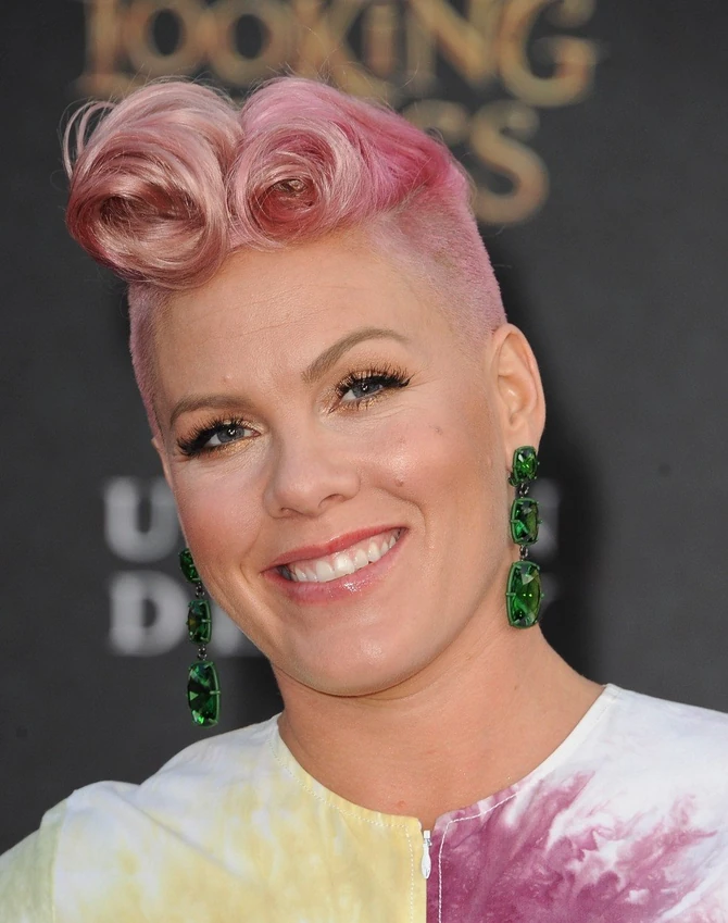 Magazin People proglasio je Pink najlepšom ženom sveta