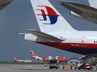 "Wiedomosti": Raport o katastrofie malezyjskiego boeinga nie zasmucił Moskwy