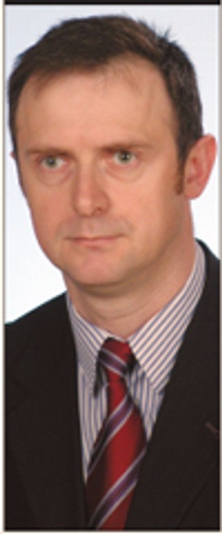 Czy osoba zwolniona dyscyplinarnie w okresie wypowiedzenia dostanie dwa odszkodowania