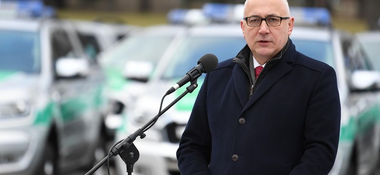 Policja zatrzymała kolejnego internautę, który groził politykowi śmiercią. "To nie pokazowa akcja"