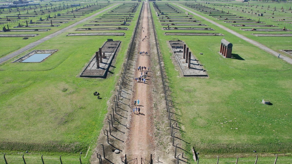 Muzeum Auschwitz w Oświęcimiu znalazło się na dziesiątym miejscu w świecie w rankingu internautów. Wśród muzeów europejskich zajmuje trzecie miejsce.