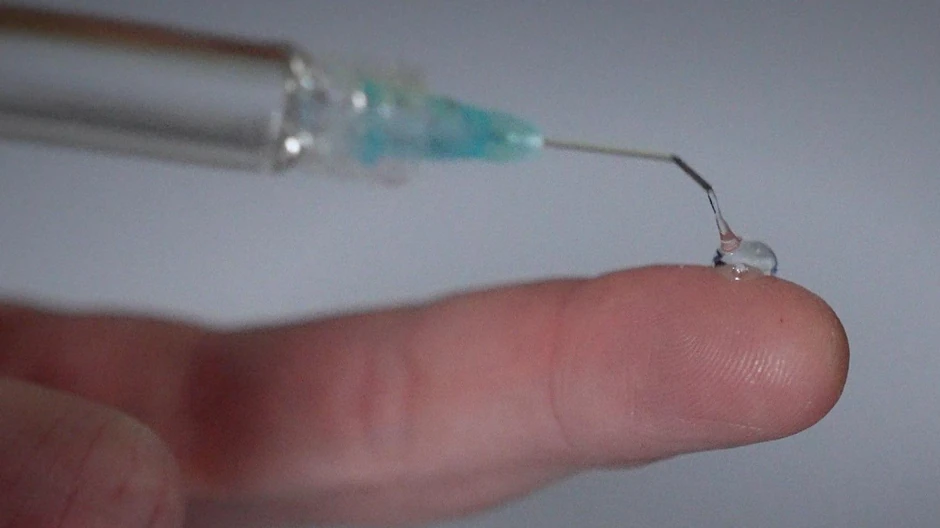 Gel je bistar što omogućava bolji vid | Foto: BBC