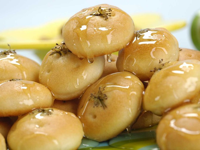 Recept za mladenčiće iz sveščice naših baka: Ovaj sastojak čini da budu mekani kao duša