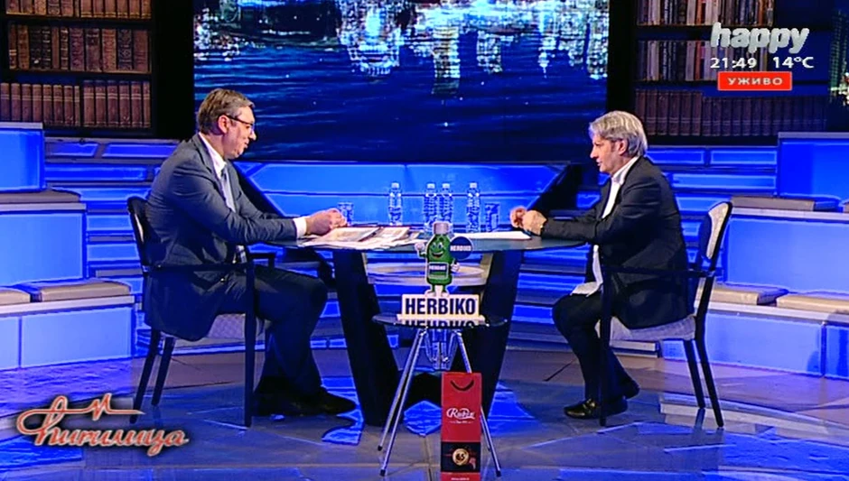 Vučić u "Ćirilici"