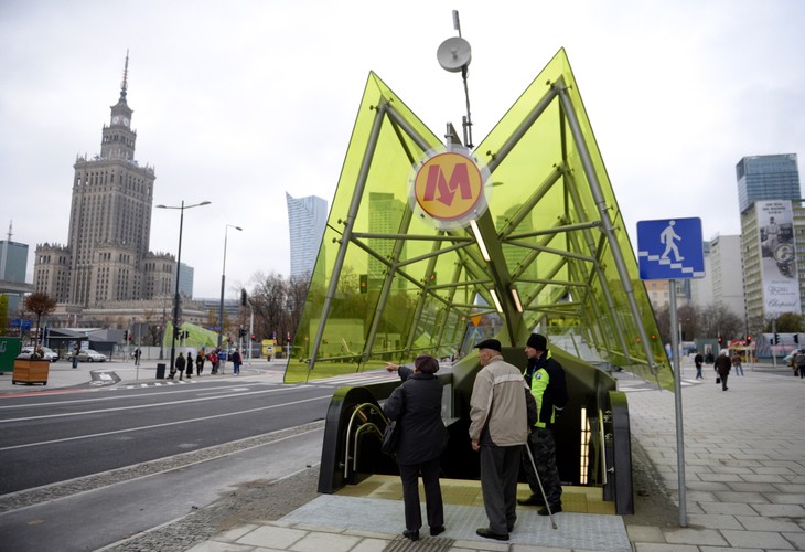 Stacje drugiej linii metra w Warszawie